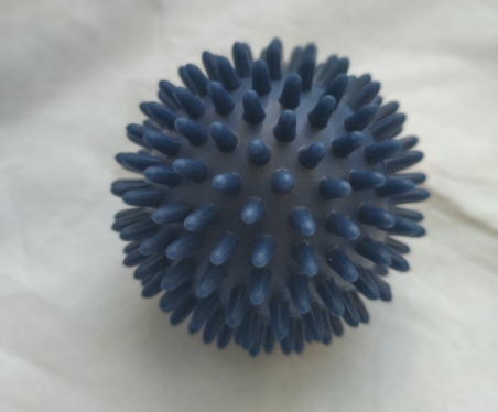 Шипованный массажный мяч Pro-Tec Spiky Ball